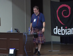 Стив Макинтайр о планах переноса Debian на arm64 на конференции IRILL в 2012 году