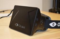 Шлем виртуальной игровой реальности Oculus Rift