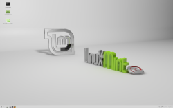 Рабочий стол  Linux Mint Debian Edition 2 «Betsy» с MATE