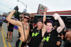 Android-пользователи на гей-параде в Чикаго