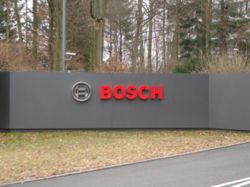Логотип у штаб-квартиры Bosch
