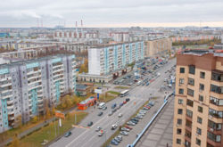 Вид на улицу Ленина в Сургуте с высоты Сити-центра