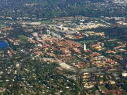 Кампус Стэнфордского университета