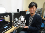 Plen2 — первый в мире прототип печатаемого на 3D-принтере робота с открытой архитектурой